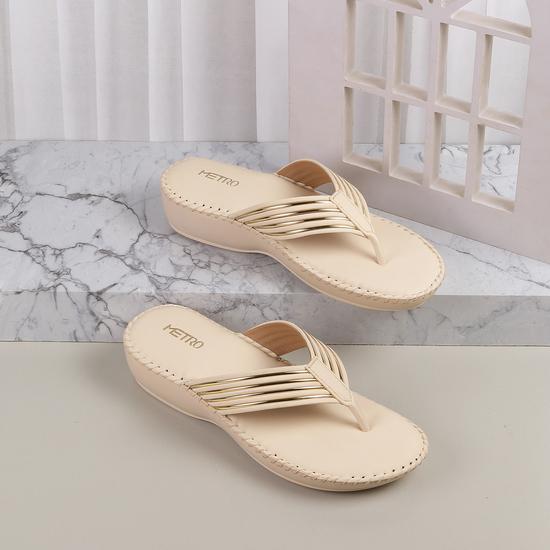 Women Beige Casual Sandals