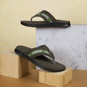 Walkway Boys Olive Casual Slippers(SKU: 47-37-49-31)
