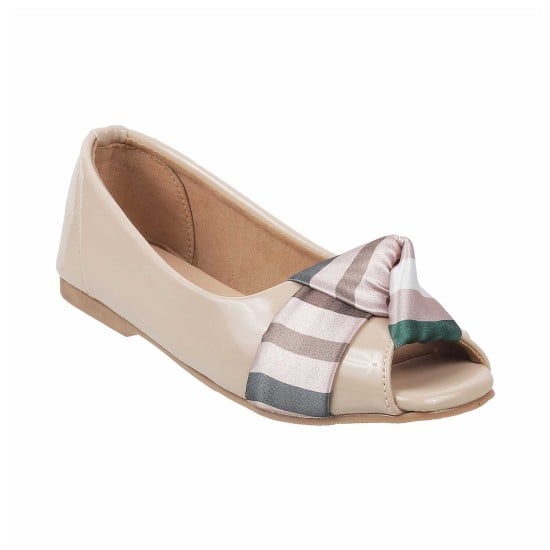 Girls Beige Casual Ballerinas