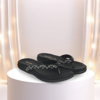 Walkway Girls Black Casual Slippers(SKU: 57-140-11-31)