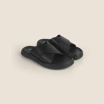 Davinchi Men Black Casual Slippers(SKU: 60-133-11-40)