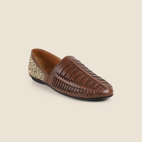 Men Brown Ethnic Jutis