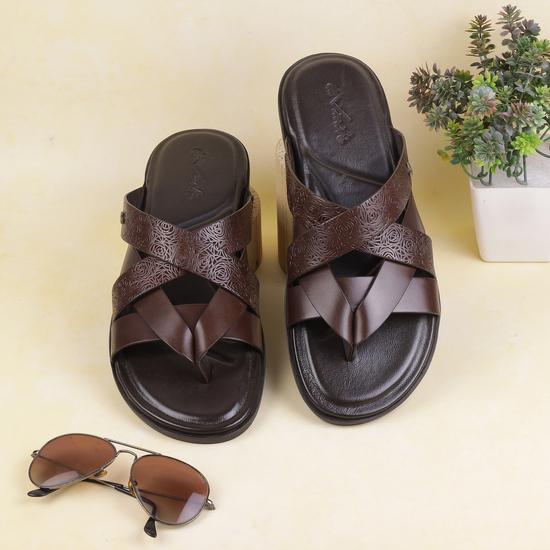 Men Brown Casual Slippers