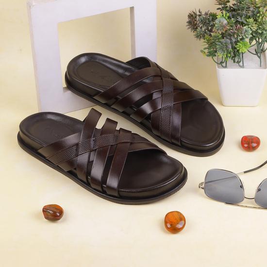 Men Brown Casual Slippers