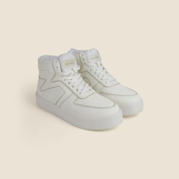 Metro Men White Casual Boots(SKU: 71-214-16-40)