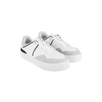 Metro Men White Casual Sneakers(SKU: 71-217-16-40)