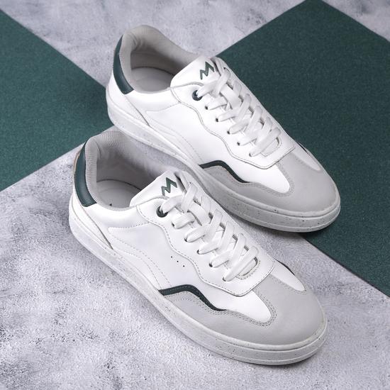 Men White Casual Sneakers