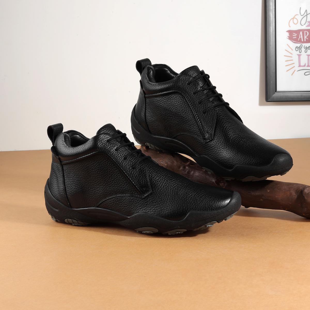 Buy Metro Men Black Casual Lace Up Online SKU 71 355 11 40 Metro Shoes