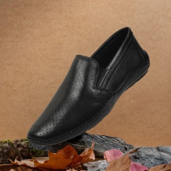 Metro Men Black Casual Loafers(SKU: 71-376-11-40)