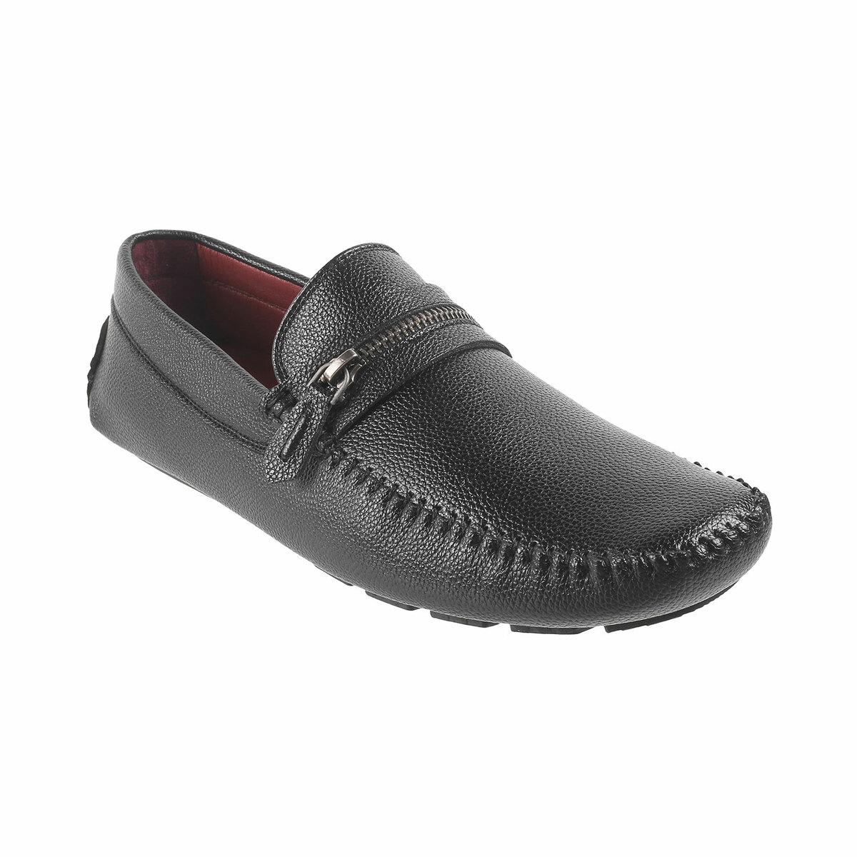 Buy Men Black Casual Loafers Online | SKU: 71-87-11-41-Metro Shoes