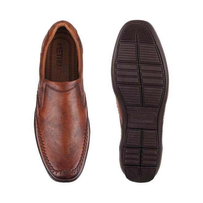 Buy Metro Men Tan Casual Moccasin Online | SKU: 71-9013-23-40