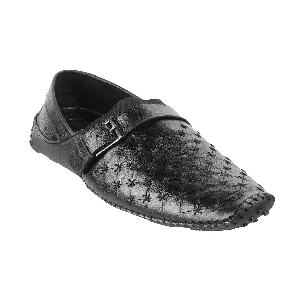 Shop Latest Range Of Metro Men Sandals Online At Best Deals