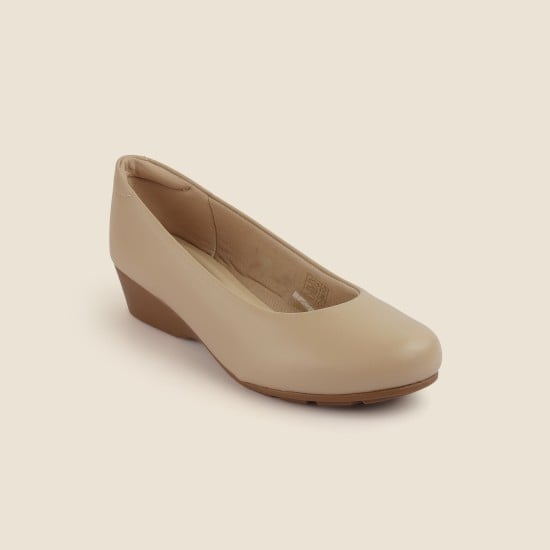 Women Beige Formal Pumps