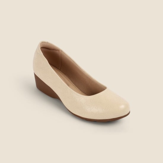 Women Beige Formal Pumps