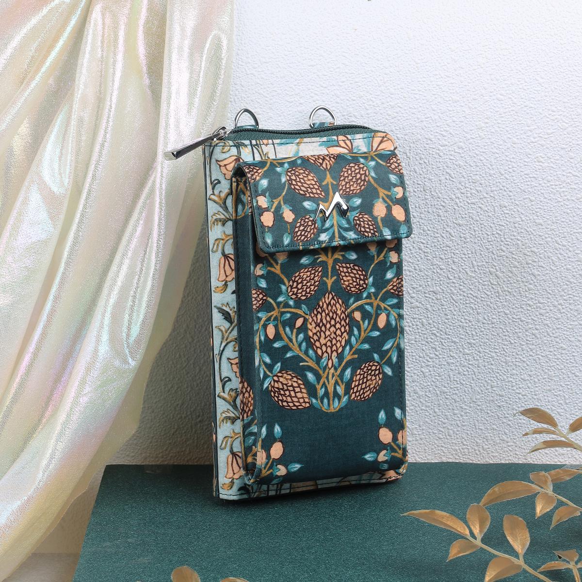 Women Green Wallet