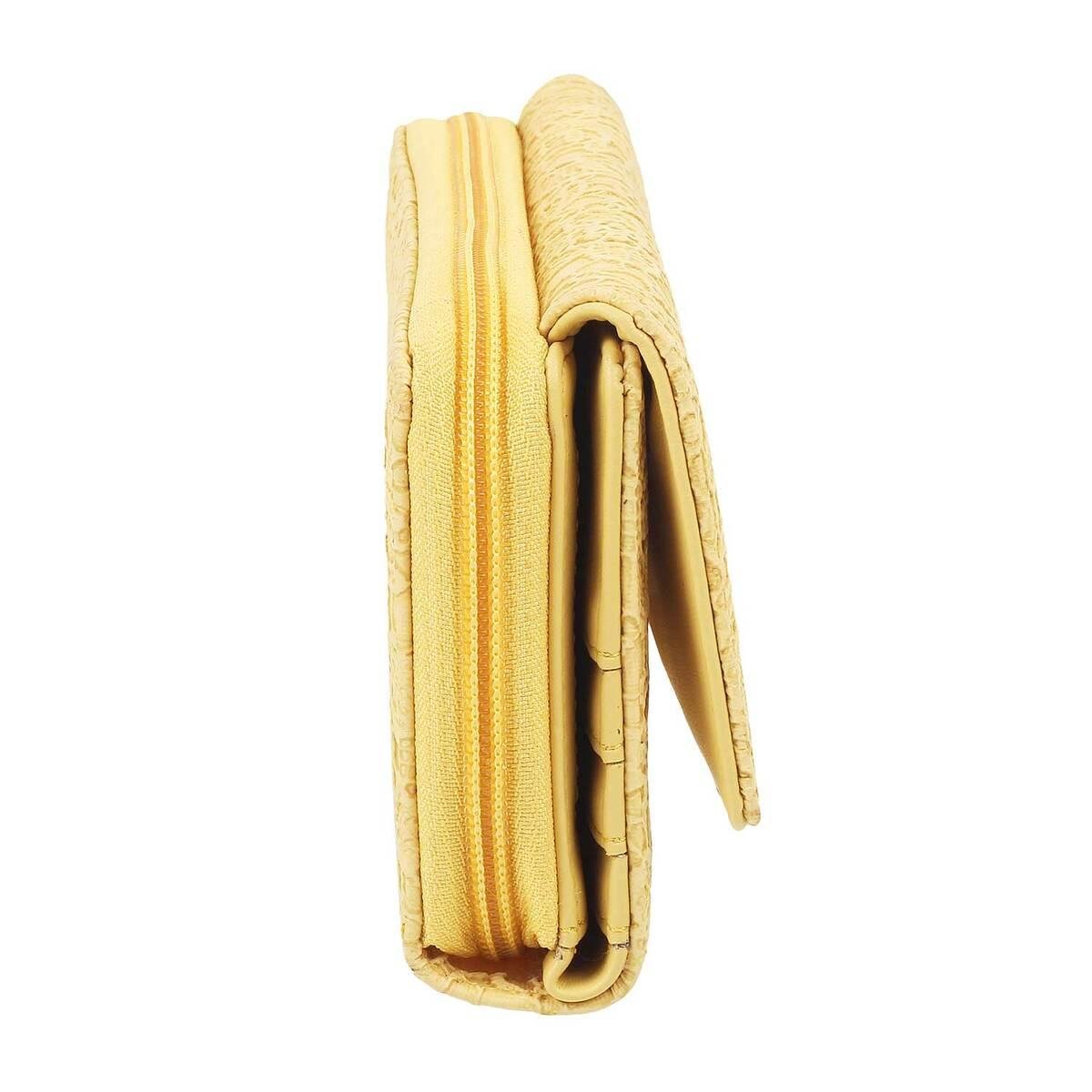 Pastel Yellow Seashell Clutch – Soraya Hennessy